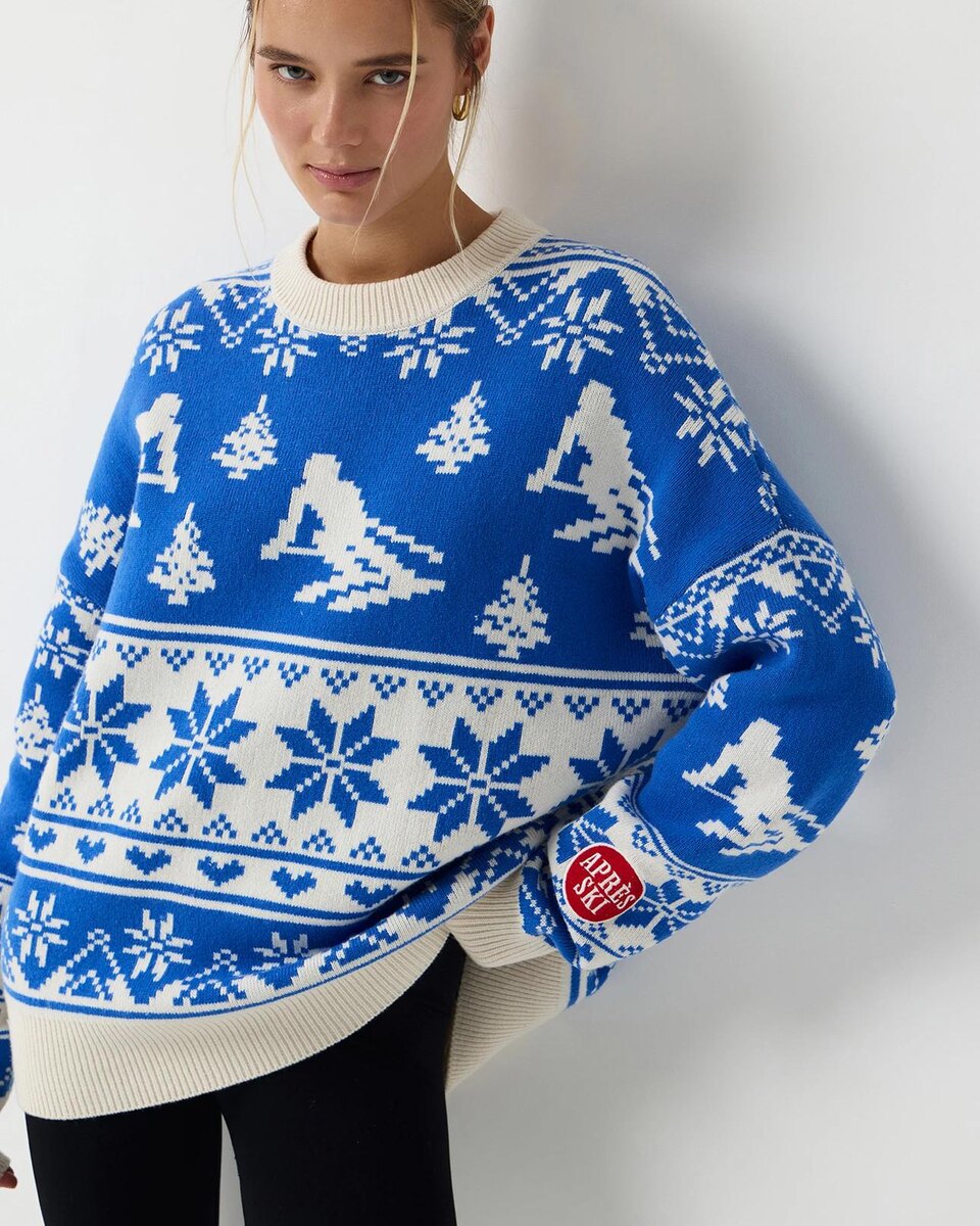    Джемпер с рисунком «Лыжники», 2Mood, 16 980 руб. (2moodstore.com)пресс-служба