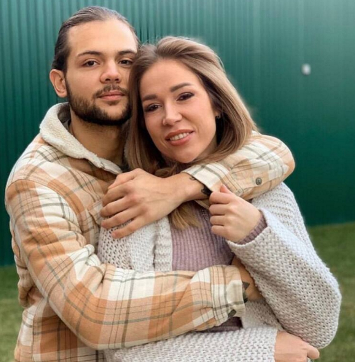 Надежда Ермакова с Даниэлем Чистовым. Фото: соцсети