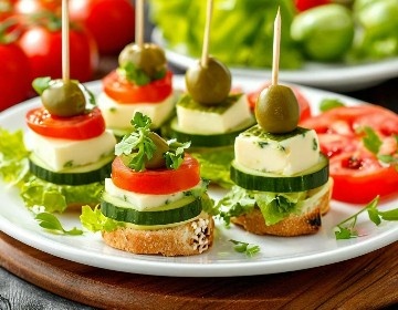 Канапе с овощами и сыром 