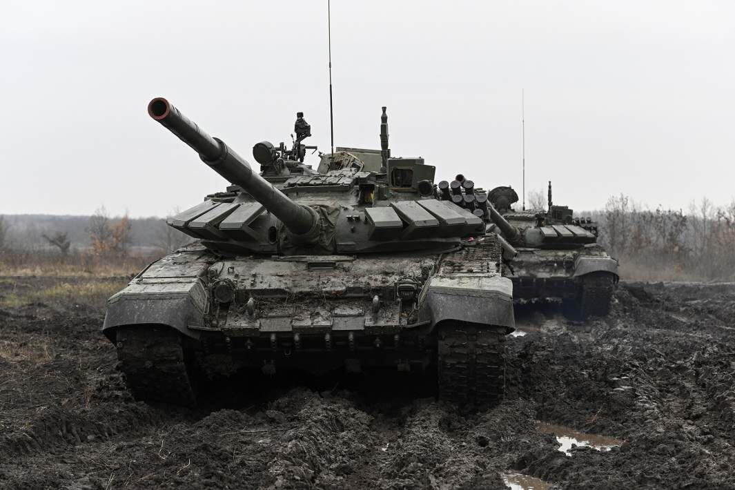 Российские танки Т-72/Фото: REUTERS/Sergey Pivovarov

