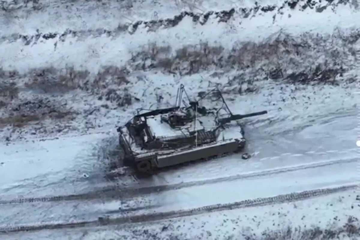    MWM: бойцы ВС РФ смогут изучить захваченные танки Abrams на Украине