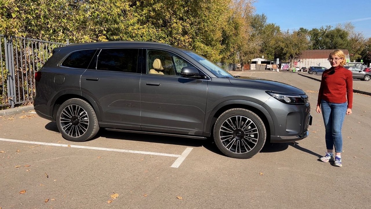 Seres Aito M7 официально в России. Лучше, чем «Лисян»?