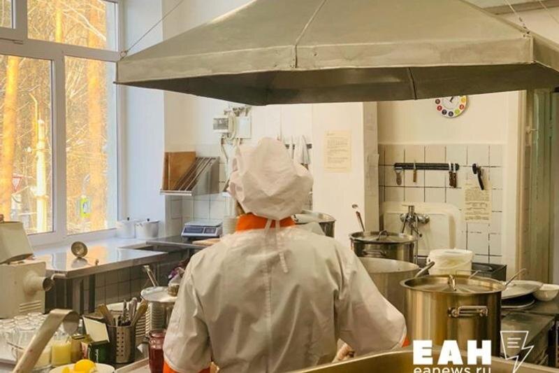    © ЕАН / Роспотребнадзор провел эпидемиологическое расследование в кафе быстрого питания «Чапалах»