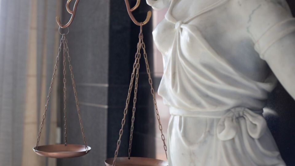    Фемида. Суд.. Источник: Анна Меньшикова