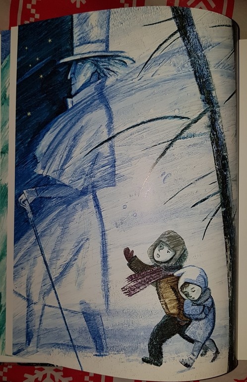 Знаю, что многих родителей смущает сюжет сказки: дети ушли с незнакомцем.