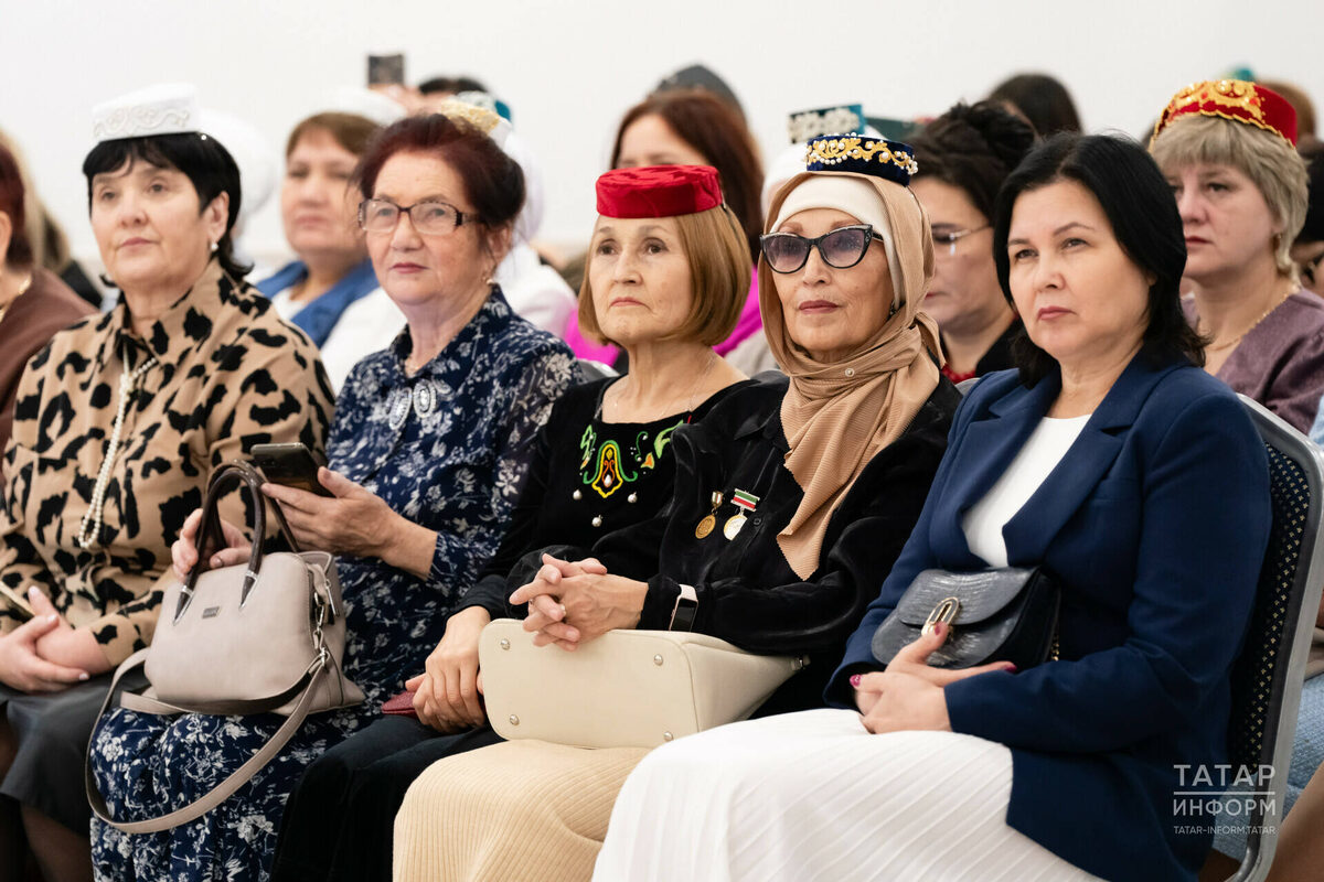 В Казани прошел первый Форум татарских мам, организованный журналом «Сююмбике». Фото: © Салават Камалетдинов / «Татар-информ»