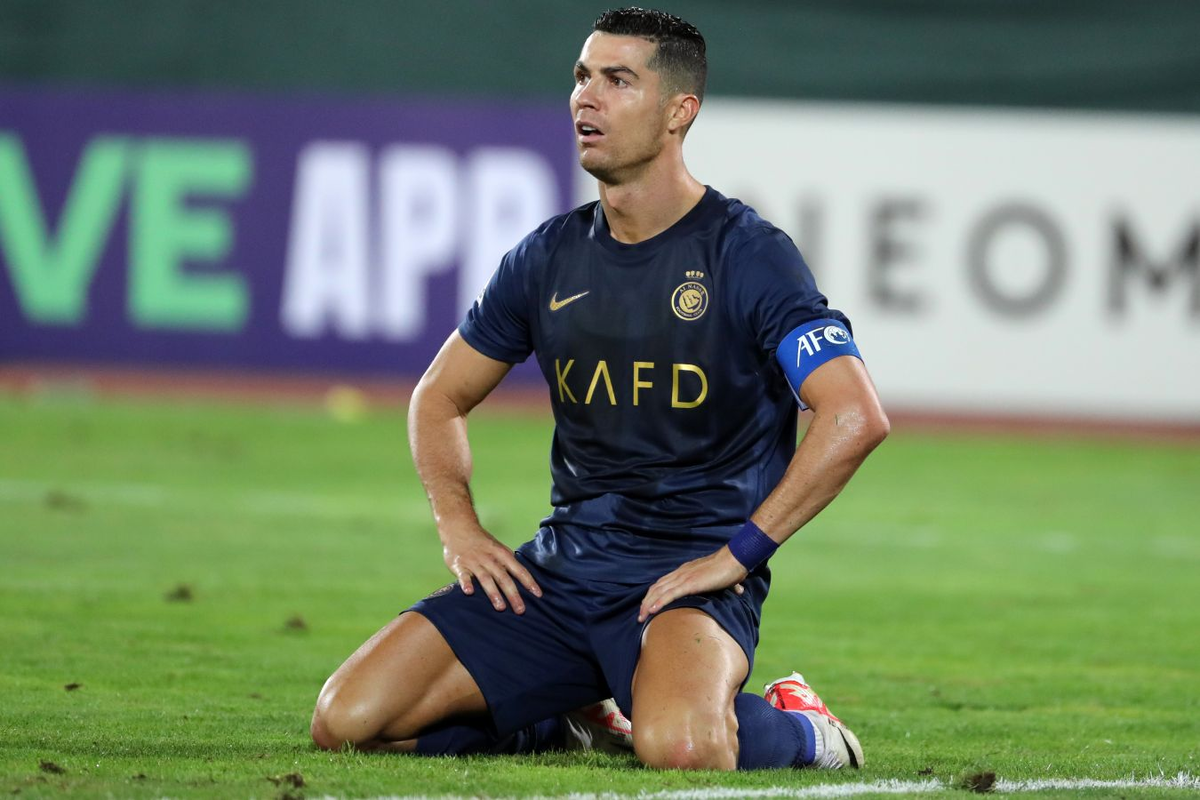 Когда проиграл 5 трофей травмированному Неймару