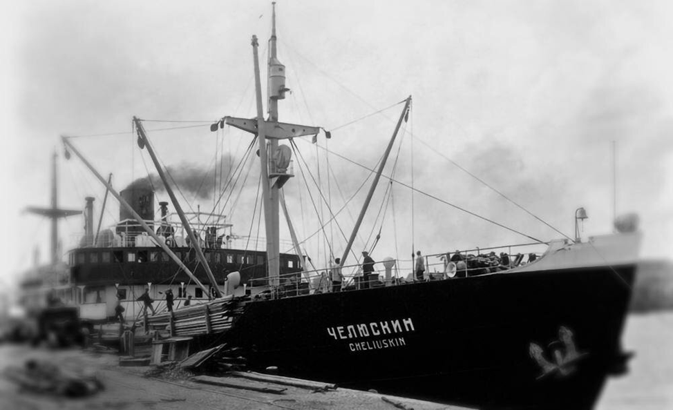 "Челюскин" - грузопассажирский пароход 1933 года. На воду поставлен в марте этого же года.