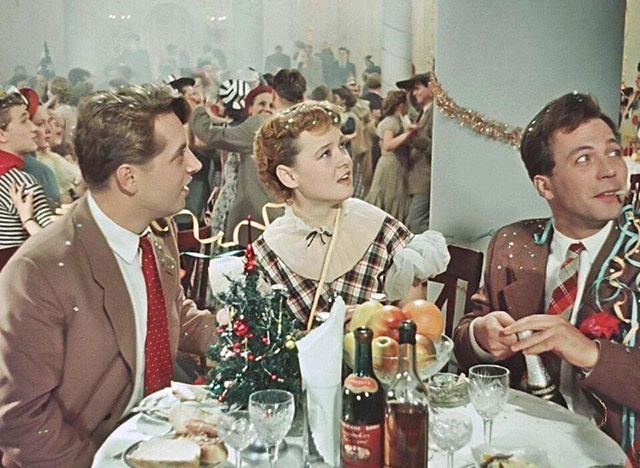 Как жителям Твери минимизировать вред новогодних застолий? Топ-6 лайфхаков