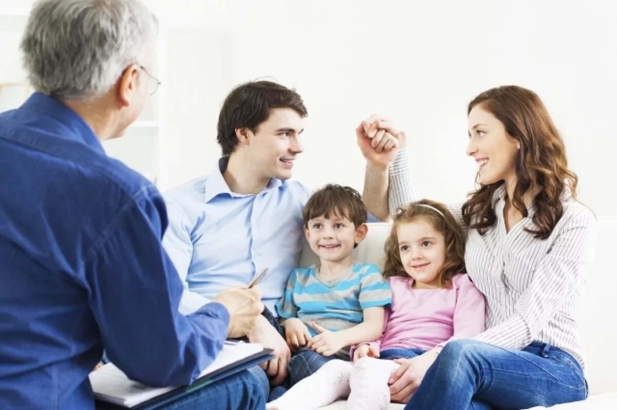    В волгоградском регионе беременным студенткам выплатят по 100 тыс. рублей