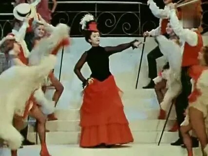 Татьяна Шмыга в оперетте "Фиалки Монмартра"