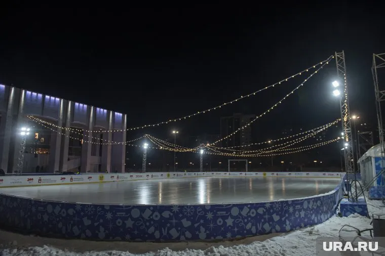 Открытие катка на эспланаде состоится 30 декабря
Фото: Сергей Русанов © URA.RU