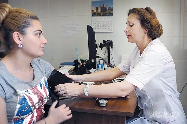    Как будут работать медучреждения в новогодние праздники в Москве?