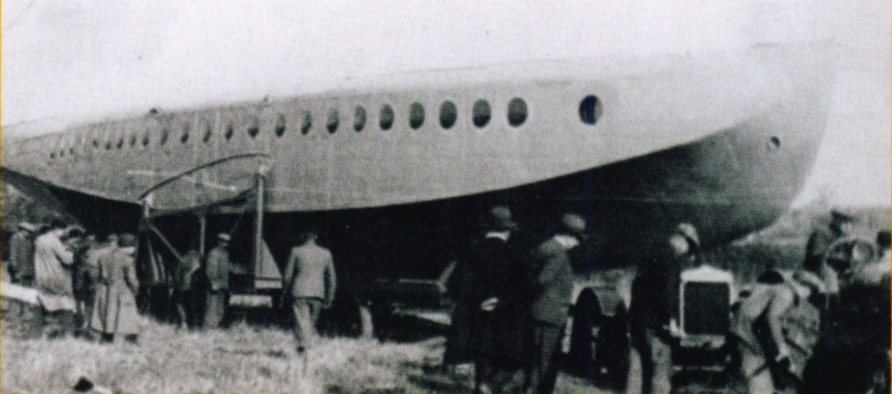 массивный корпус летающей лодки Latécoère 521 изготавливался на заводе компании SILAT в пригороде Тулузы Монтаудране и две его части были доставлены автомобильным транспортом в Бискарросс