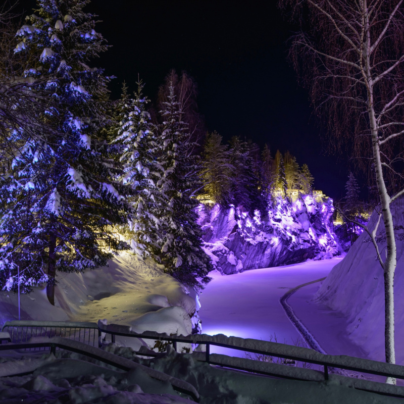    Огненное шоу пройдет в Рускеале на новогодних праздниках (12+)паблик "Горный Парк Рускеала"