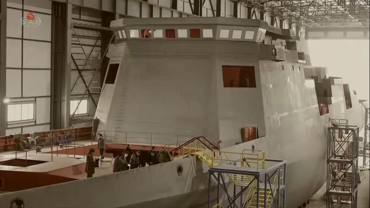 Шахты для размещения вооружения. Фото: телевидение КНДР