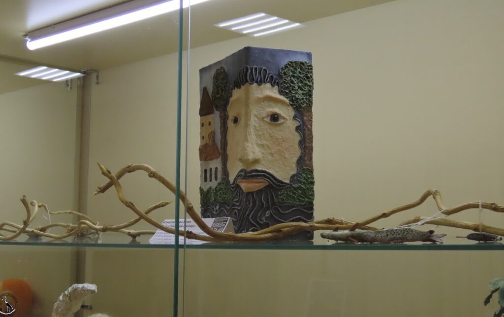    Ваза «Донской сувенир». Автор Извозчикова Юлия. Анна Власова