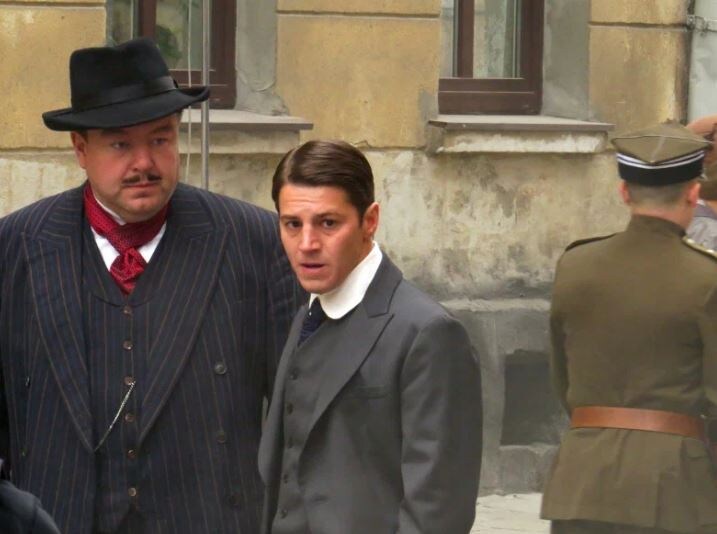 Фрагмент из сериала "Волчье солнце"