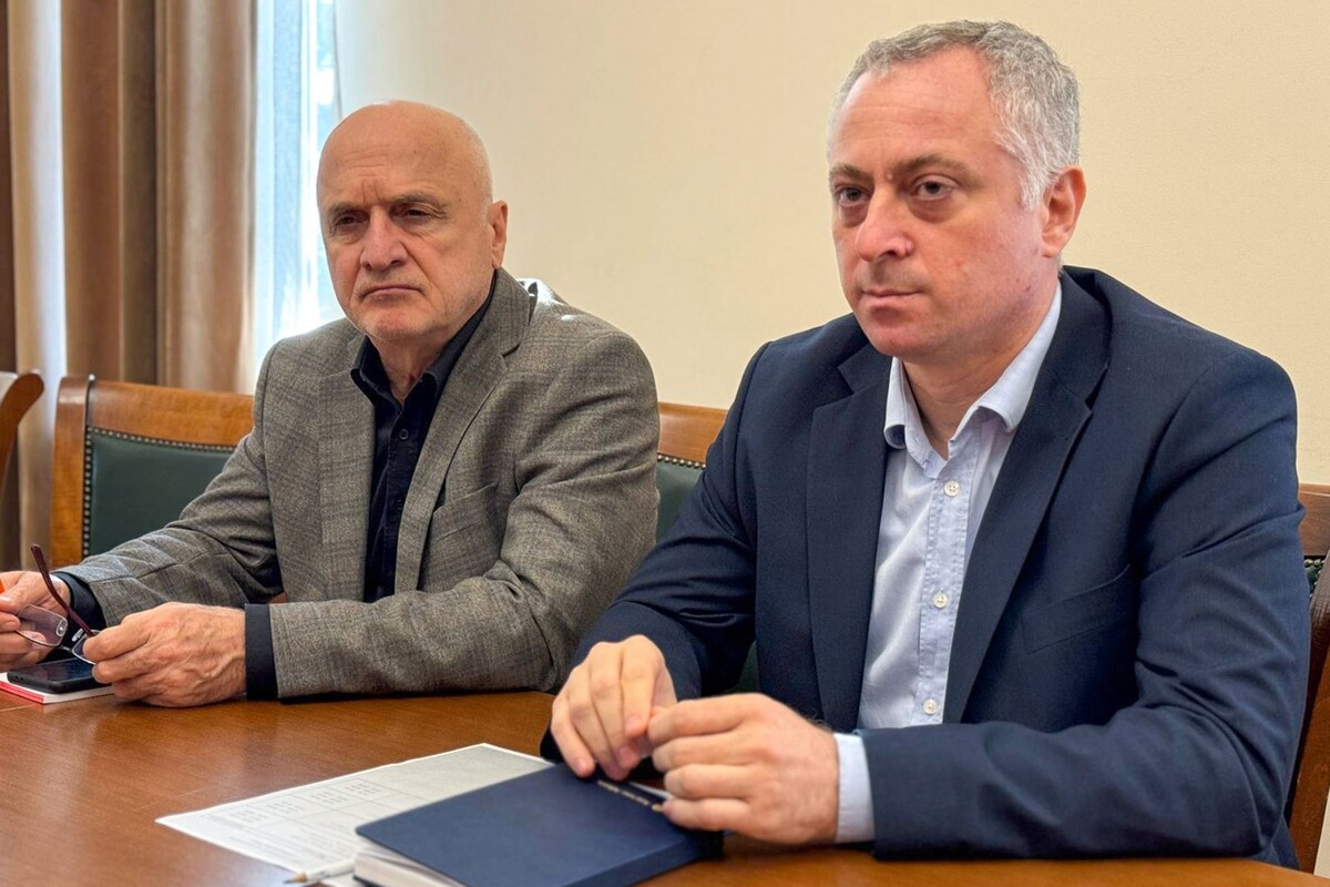     / Источник: © Пресс-служба и. о. президента Абхазии/ТАСС