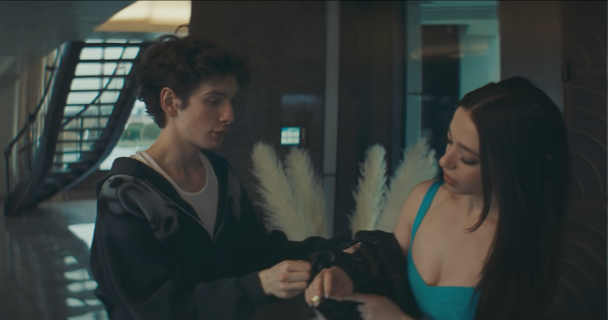  Иван и Анора