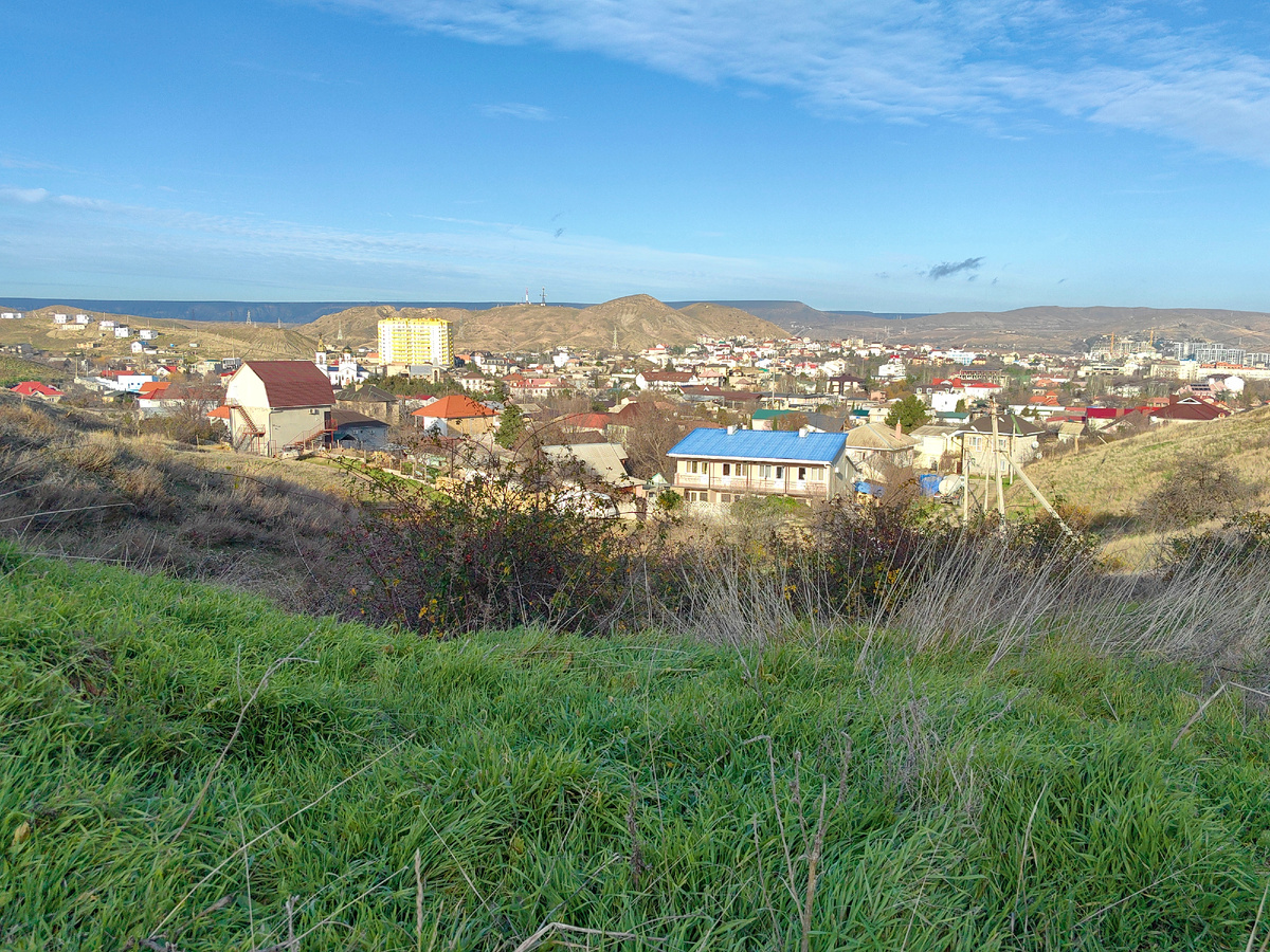 Вид на Коктебель с плато Тепсень. Сегодня. Фото автора канала