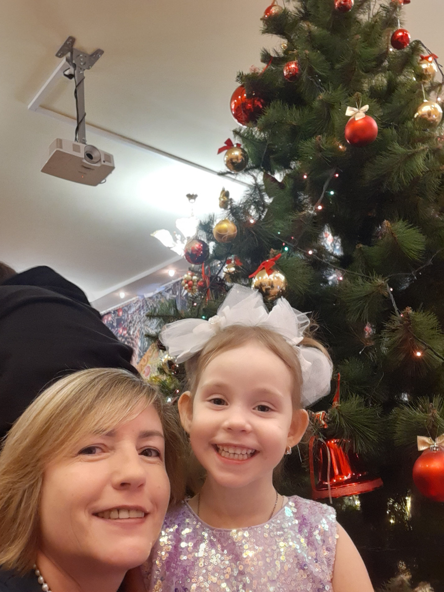 Привет всем от двух лопоухих мартышек