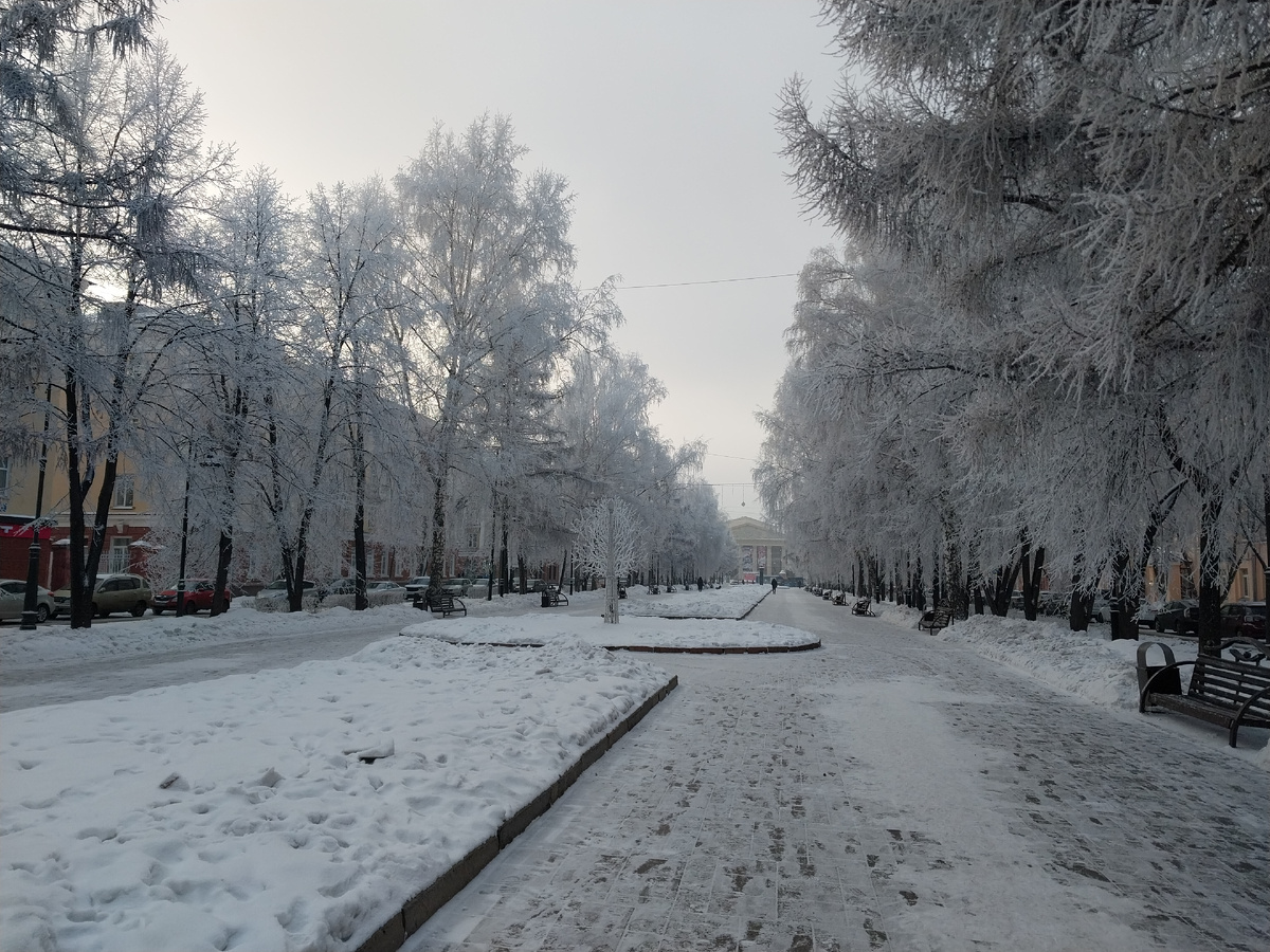 Зимняя улица Весенняя