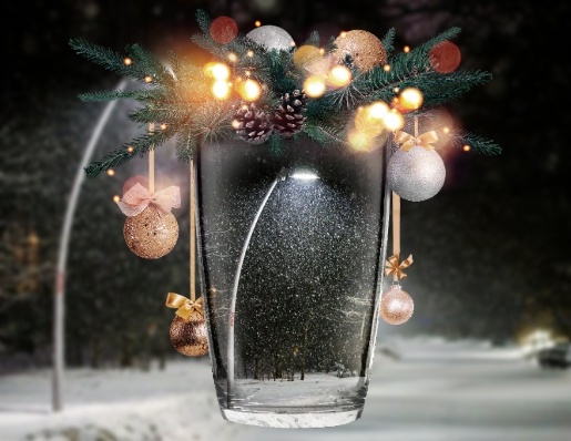 Изображение выполнено в приложении Photo Studio 