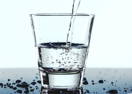    «Ау! Власти Донецка! 220 рублей за бутыль воды?!» Мэр Донецка и глава ДНР замалчивают проблему отсутствия водоснабжения