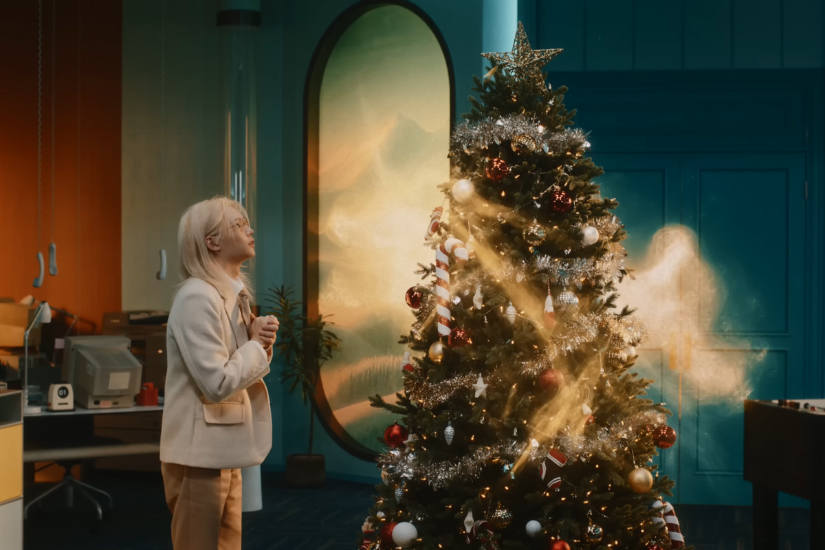 Новые зимние K-pop релизы: что добавить в праздничный плейлист на новогодних праздниках 2024–2025