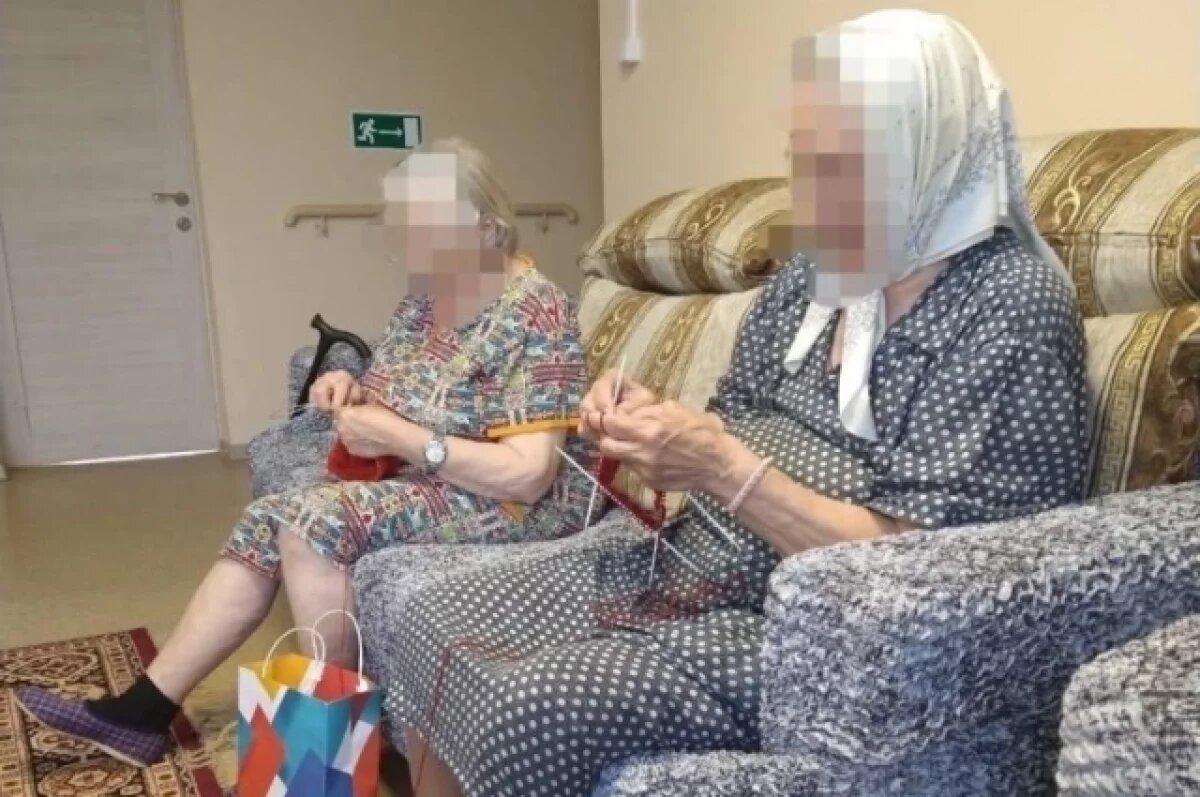    В числе волонтёров группы "Со-Ратники" и пожилые люди. Они нередко забывают о собственных проблемах – даже давление перестает скакать, когда есть важное и нужное дело.