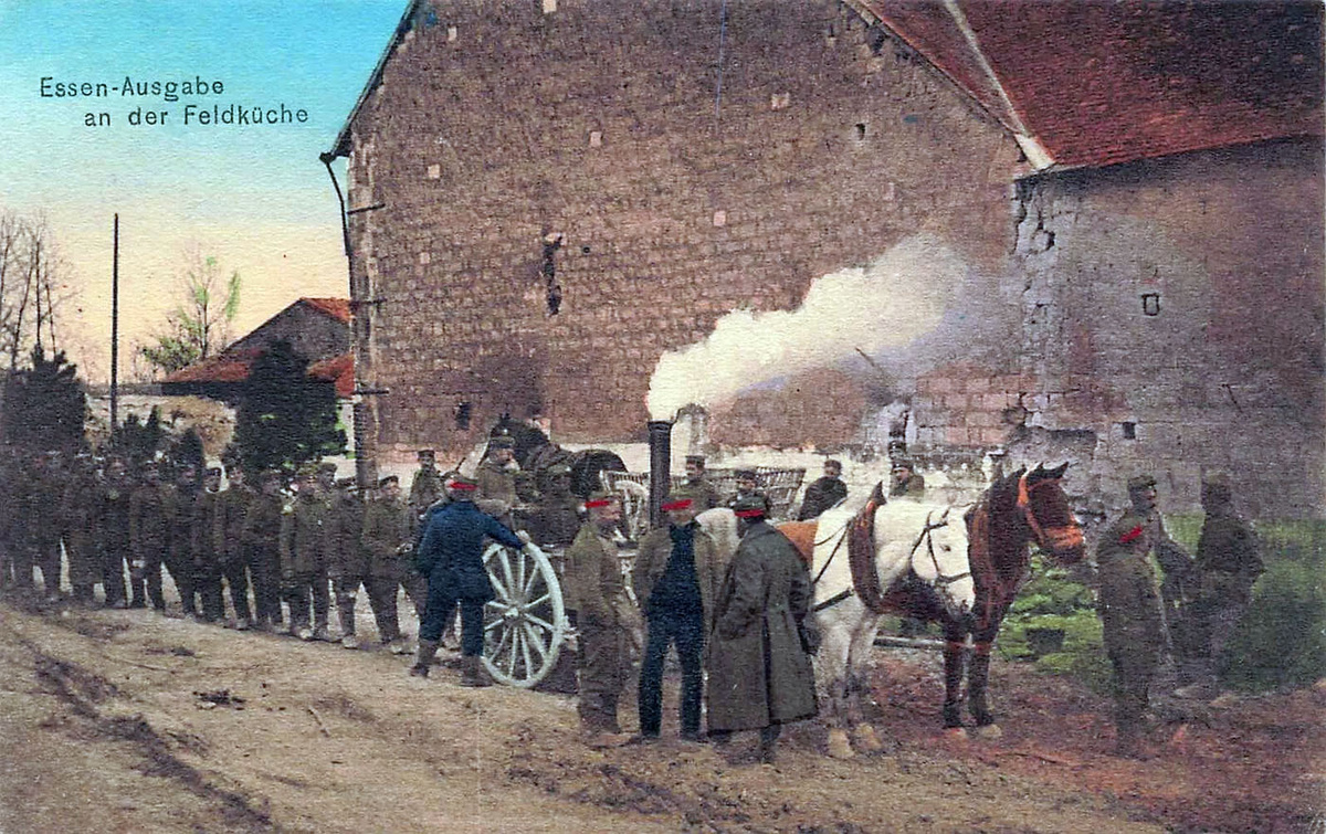 kleine Feldküche за работой, открытка 1915 года.