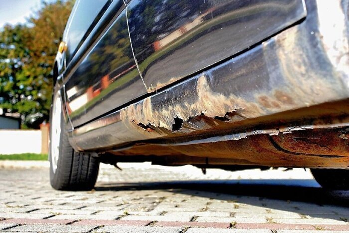 Ржавчина на автомобильном кузове/ Фото: marketem.ru