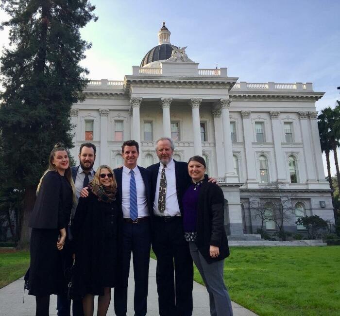 Но проходили. Avgn мем. Инициативные девушки попадают в рай. Но проходили. Демонстрация трудящихся 7 ноября на красной площади.