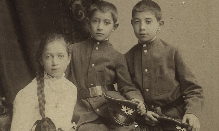 Рейнгольд Глиэр с братом и сестрой в Киеве. Фото: Из архива Кирилла Новосельского и ДМШ им. Р.М. Глиэра