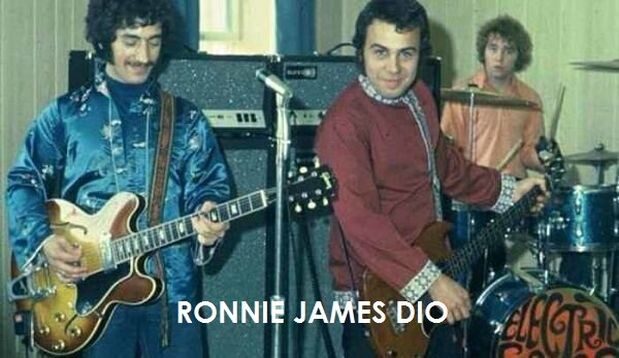 Ронни Дио - бас-гитарист в группе The Electric Elves, примерно 1967 год