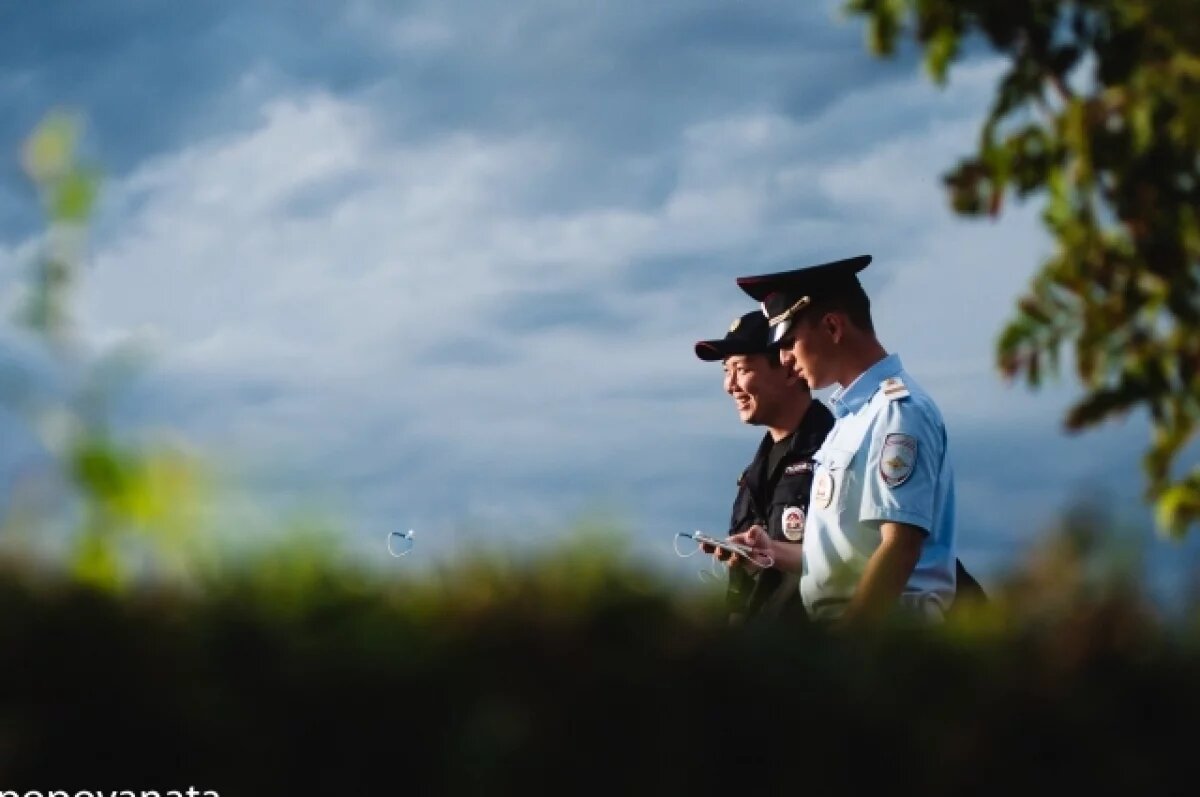    Астраханец набросился с кулаками на участкового