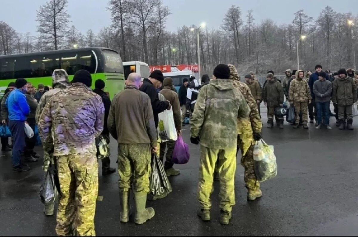    Ещё трое уральских бойцов вернулись из украинского плена