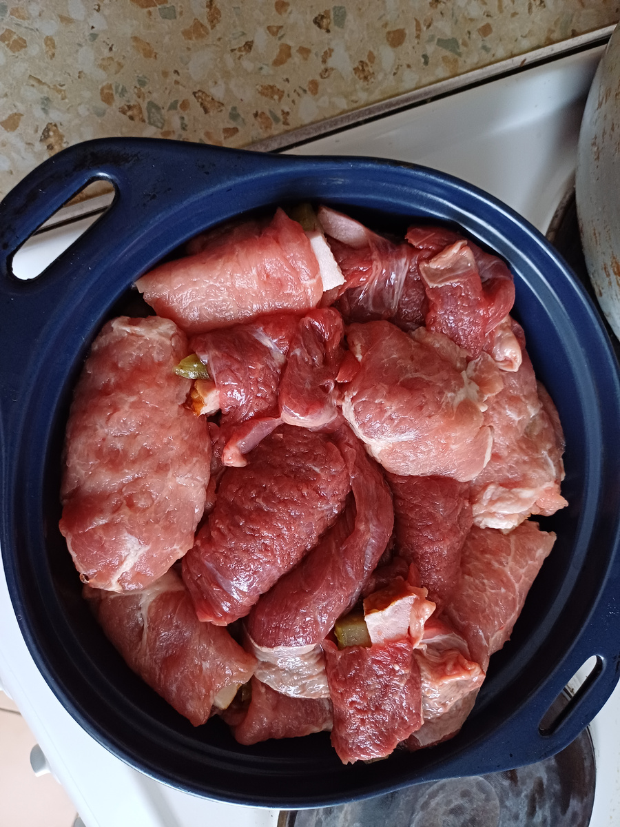 Осталось постааить в духовку.