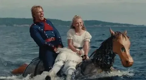 Кадр из фильма. Инет