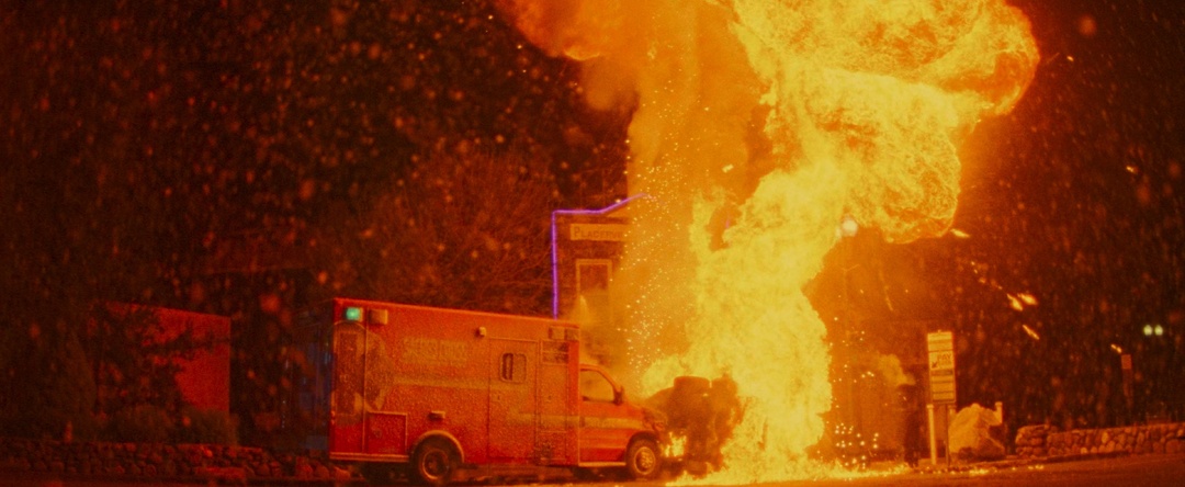 «Кровавое Рождество» – оригинальный новогодний фильм для синефилов. Безумно эстетичный!