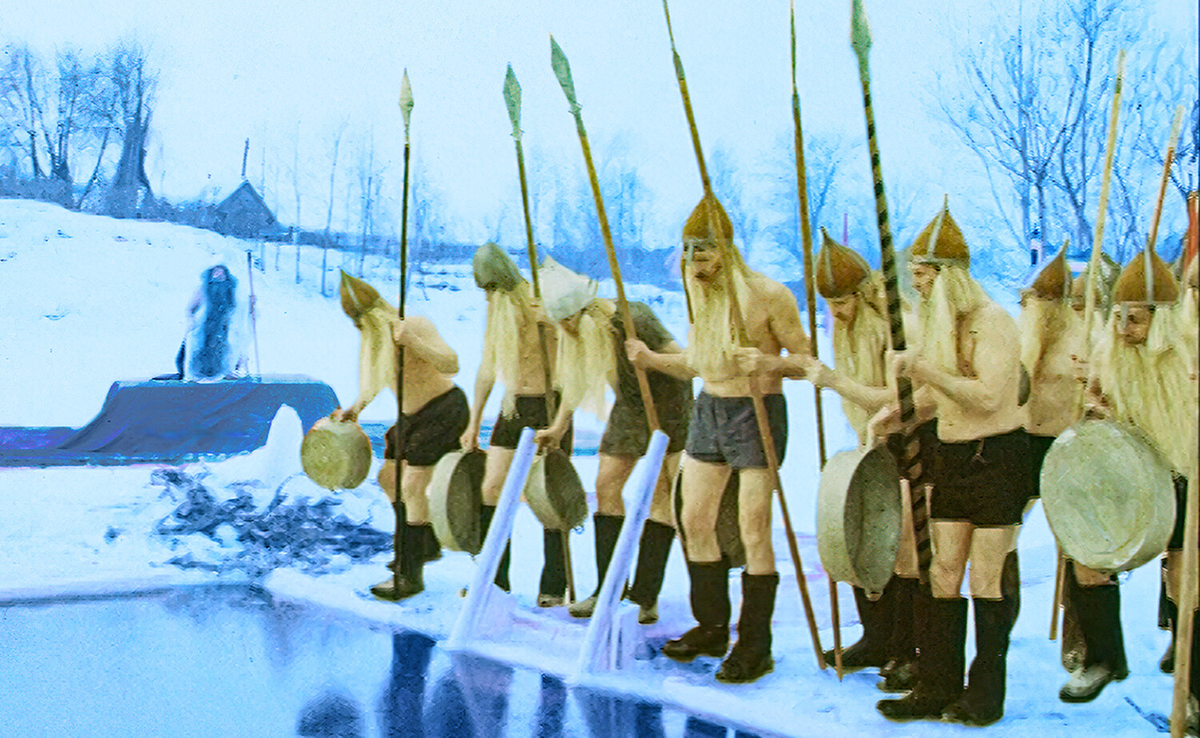 "Праздник Нептуна" (1986), режиссер - Юрий Мамин