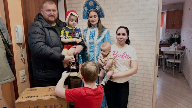    Денис Паслер исполнил новогоднюю мечту ребят из Оренбурга, Орска и Чернухино Андрей Севостьянов