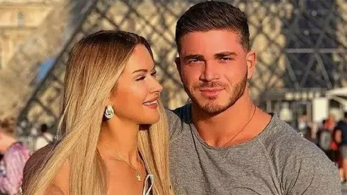 Марина Африкантова и Рома Капаклы в Париже. Фото: соцсети Марины Африкантовой