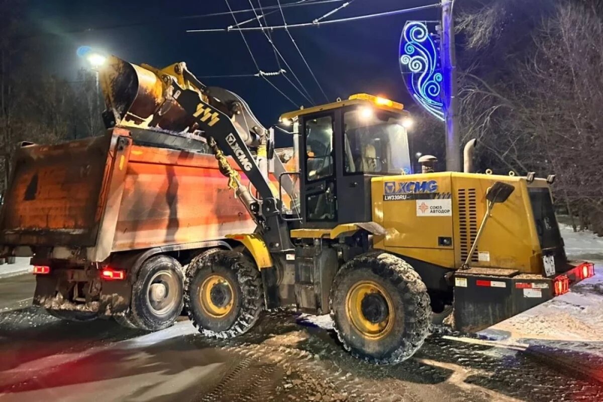    Более 200 единиц техники будут работать на дорогах Челябинска в праздники