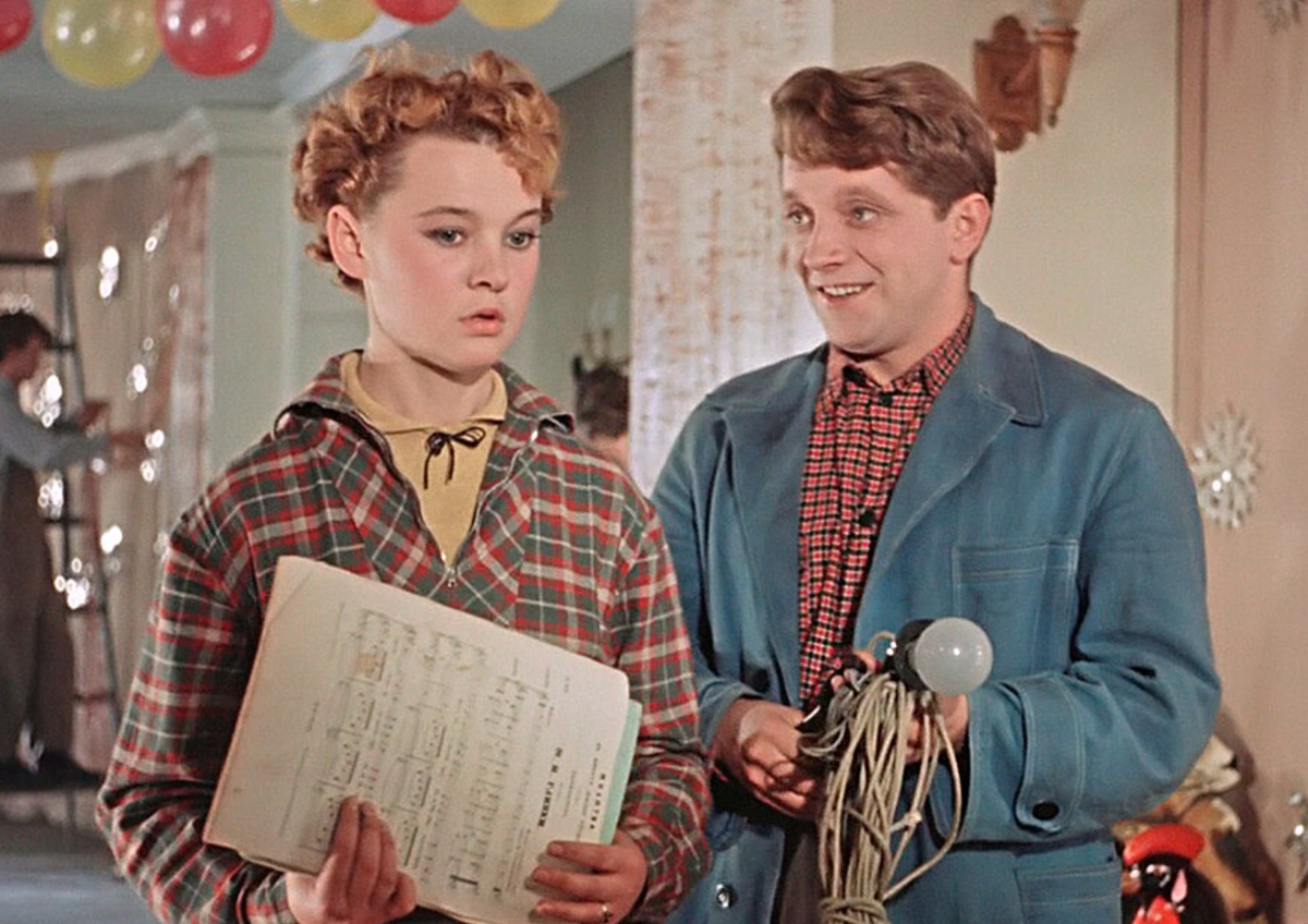 Кадр из к/ф "Карнавальная ночь" 1956 г.