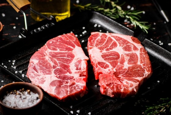    Стейки из мраморной свинины — что это такое и как их готовить — читать на NEWS.ru