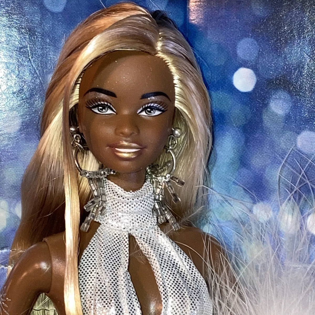 2001 Gone Platinum Diva Barbie Doll AA, Mattel 
