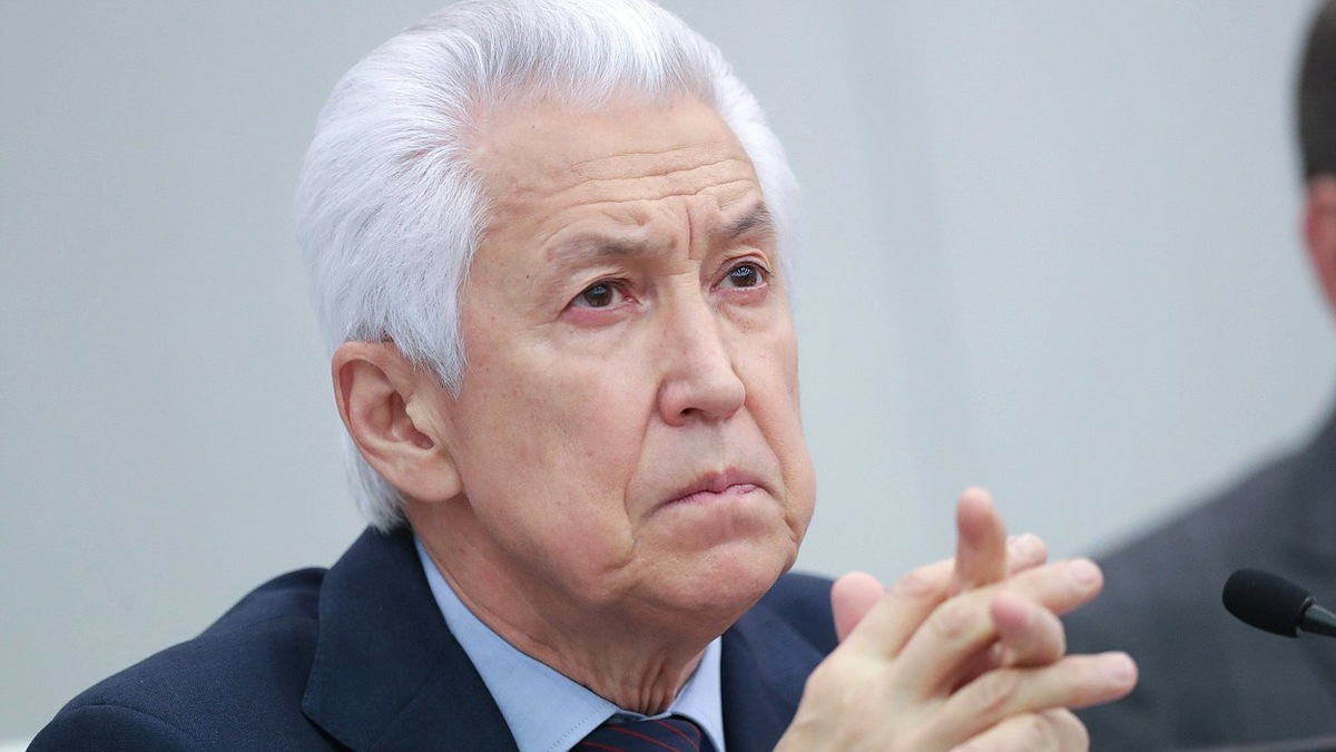 По сути допуск в страну кого попало - это госизмента, Алик Абдулаиевич.