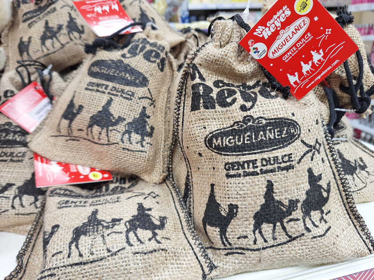 сладкий "уголь" для непослушных детей